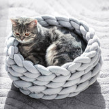 Round Cat Bed House Soft knitted Cat Bed Round Pet Dog Bed For Small Dogs Cats Nest Winter Warm Sleeping Bed Puppy Mat